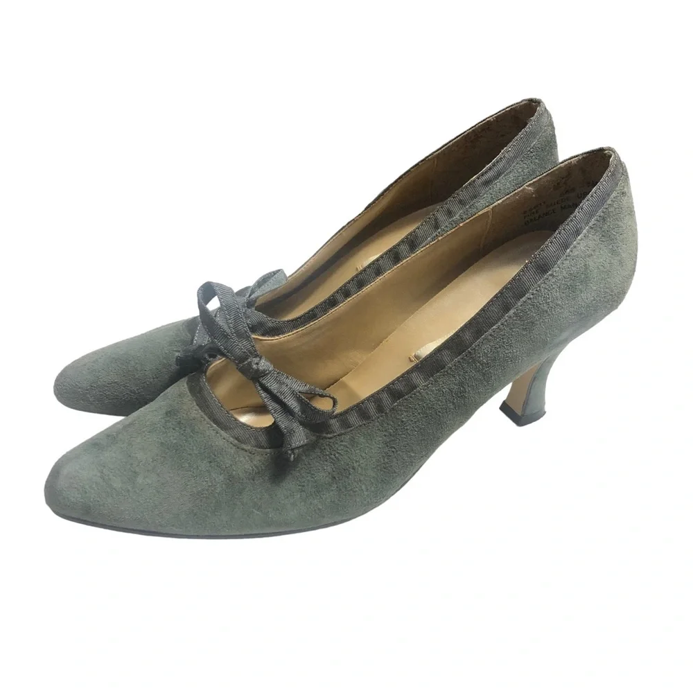 Carriage Court Gray Suede Heels - Picture 7 of 12